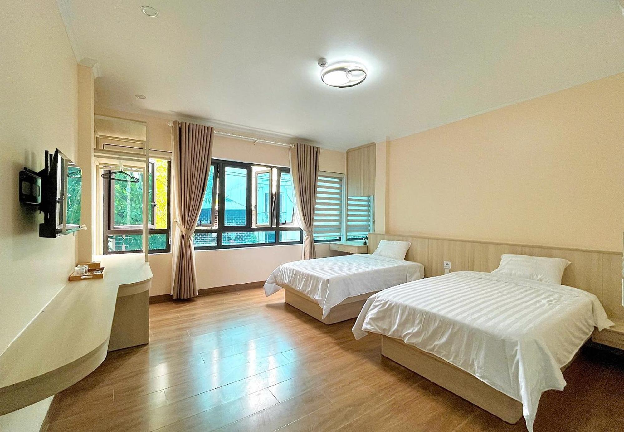 Vuon Cam Hotel 高平 外观 照片